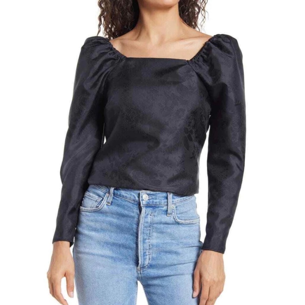 Rachel Parcell black puff sleeve top, small